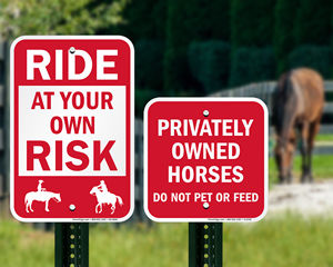 HORSES IN FIELD SIGNS Horse Safety Signs Keep to Footpath sign WAY MARKER 2 PK 