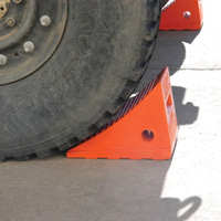 The safety orange makes the chocks ultra visible!