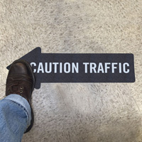 Caution Traffic, Thin Arrow SlipSafe™ Floor Sign